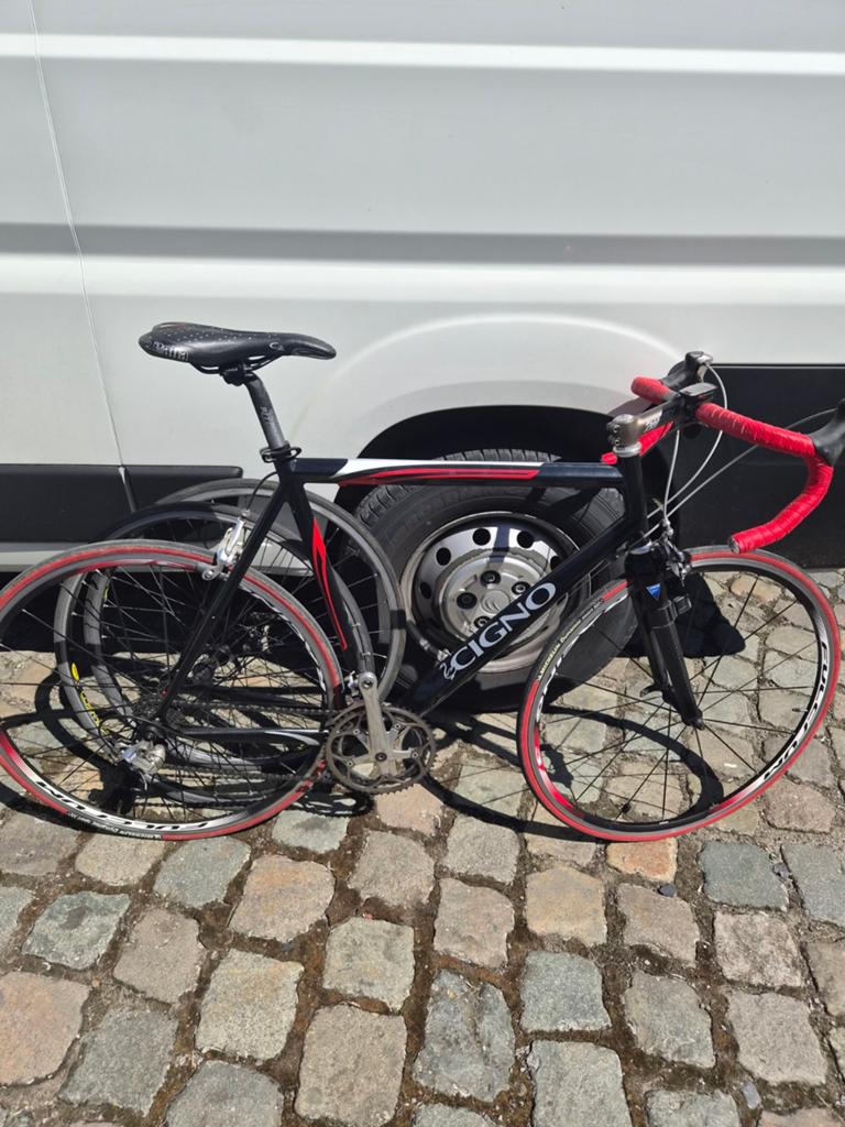 Koersfiets + set wielen, Ophalen