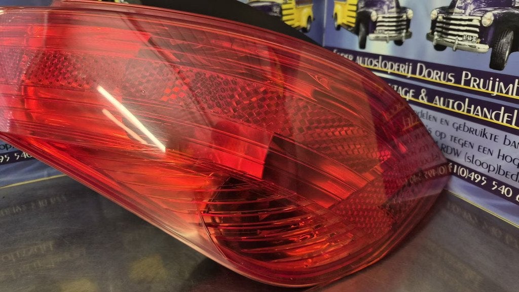 Peugeot 308. achterlich links. bj2008. rtnr 96804257802., Autos : Pièces & Accessoires, Taurusavenue 1
2132 LS  Hoofddorp, NL