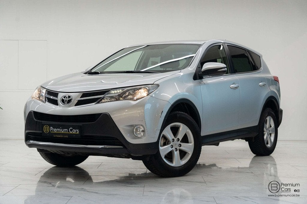 Toyota RAV 4 Zetelverwarming! Cruise! Trekhaak! Lichte Vrach, Auto's, Toyota, Gebruikt, Zwart, 4 cilinders, 2135 kg