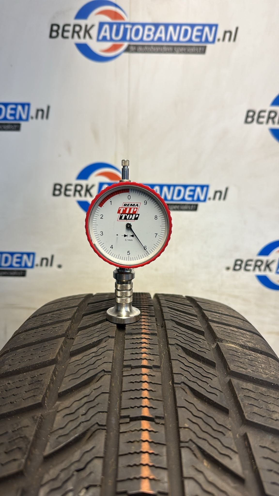 2x Continental WinterContact TS870P 225/60 R18 104V XL 225/6, Auto-onderdelen, Banden en Velgen, 18 inch, Gebruikt, -, -
