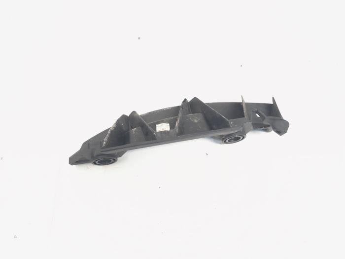 Support pare-chocs arrière gauche d'un Skoda Octavia, -, 3 mois de garantie, Utilisé, Skoda