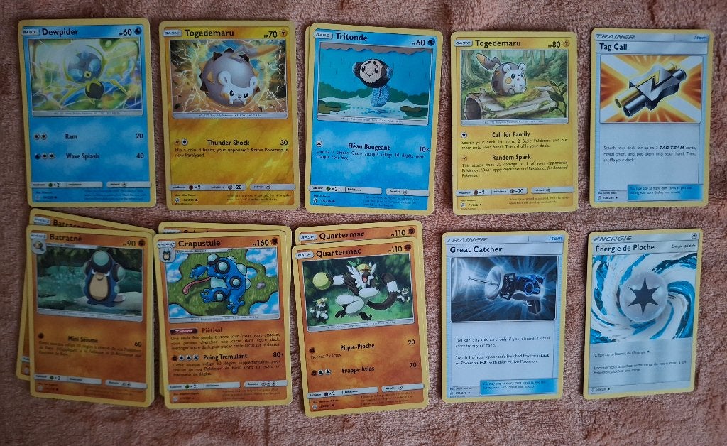 Cosmic Eclipse Pokémon kaarten te ruil., Hobby en Vrije tijd, Ophalen of Verzenden, Zo goed als nieuw, Meerdere kaarten, Foil