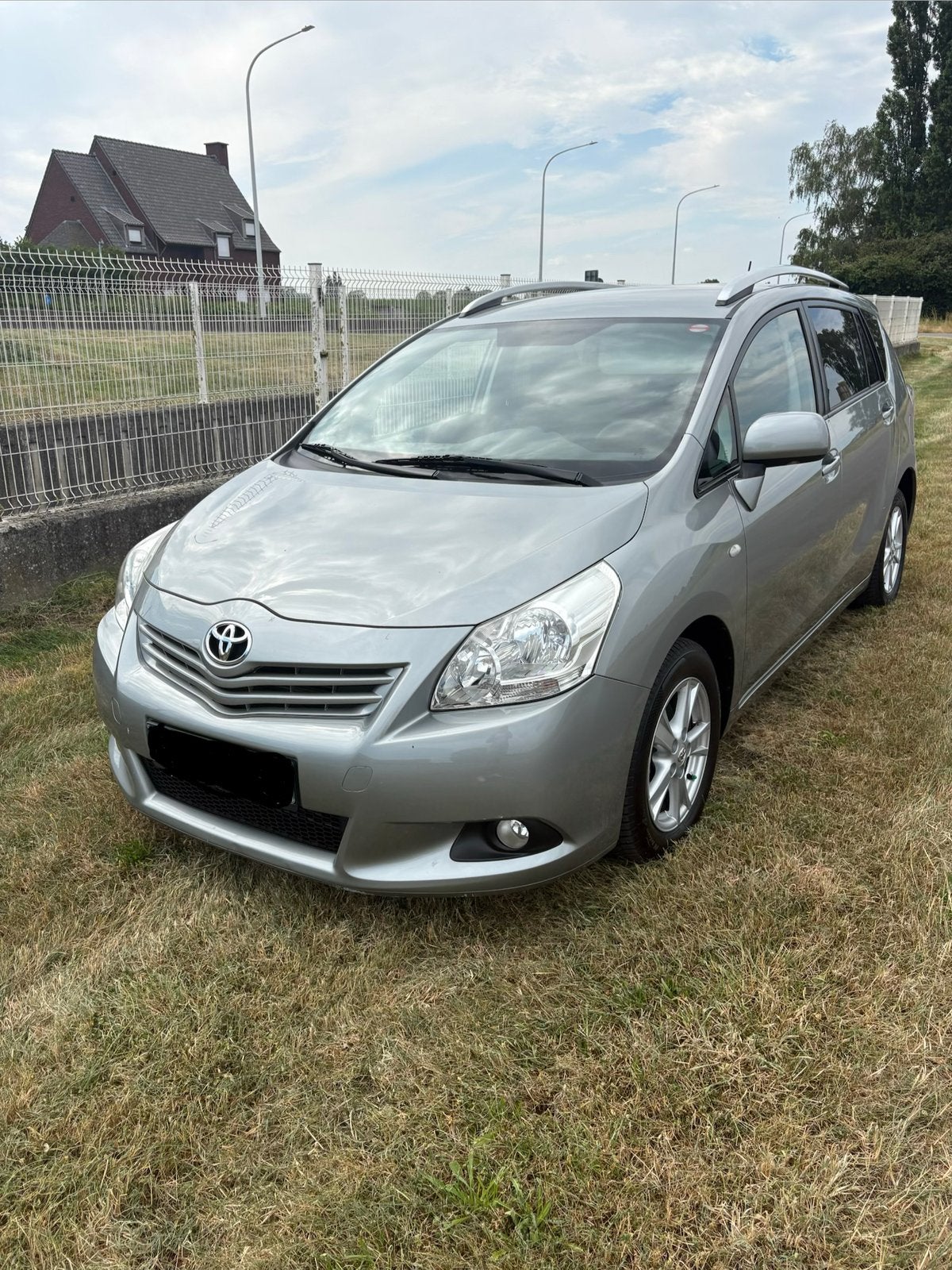 Toyota Verso 2.0 diesel - export, Auto's, Toyota, Multifunctioneel stuurwiel, 5 deurs, Te koop, Stadsauto
