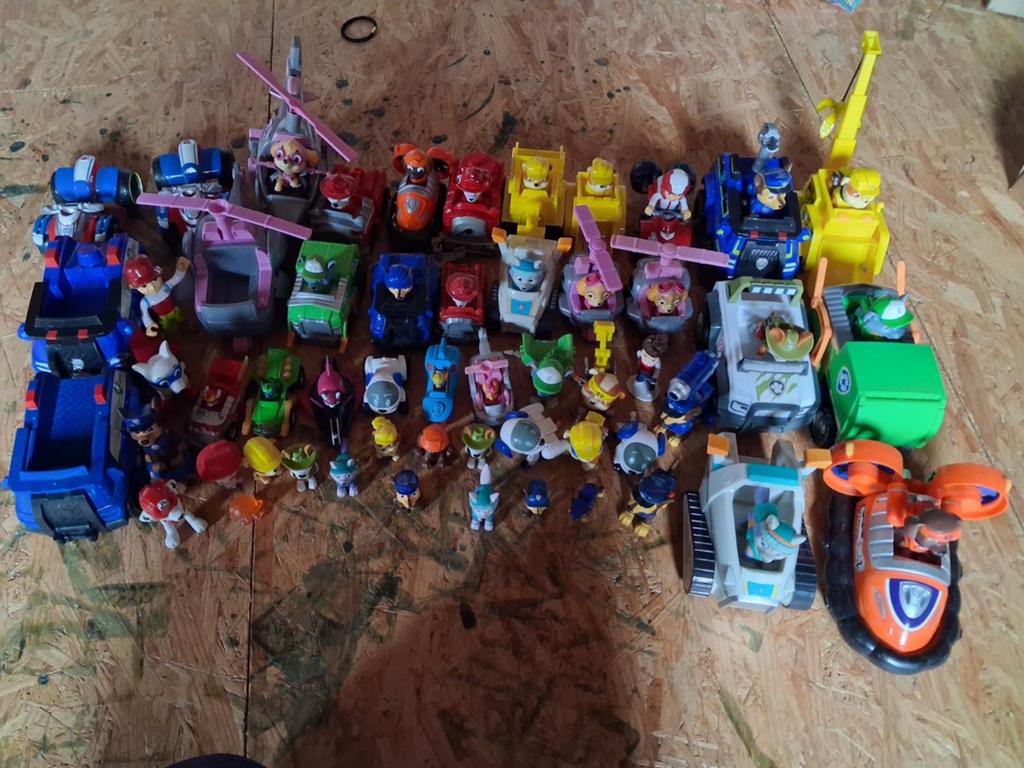 Gros lot de jouets pat patrouille, Enlèvement