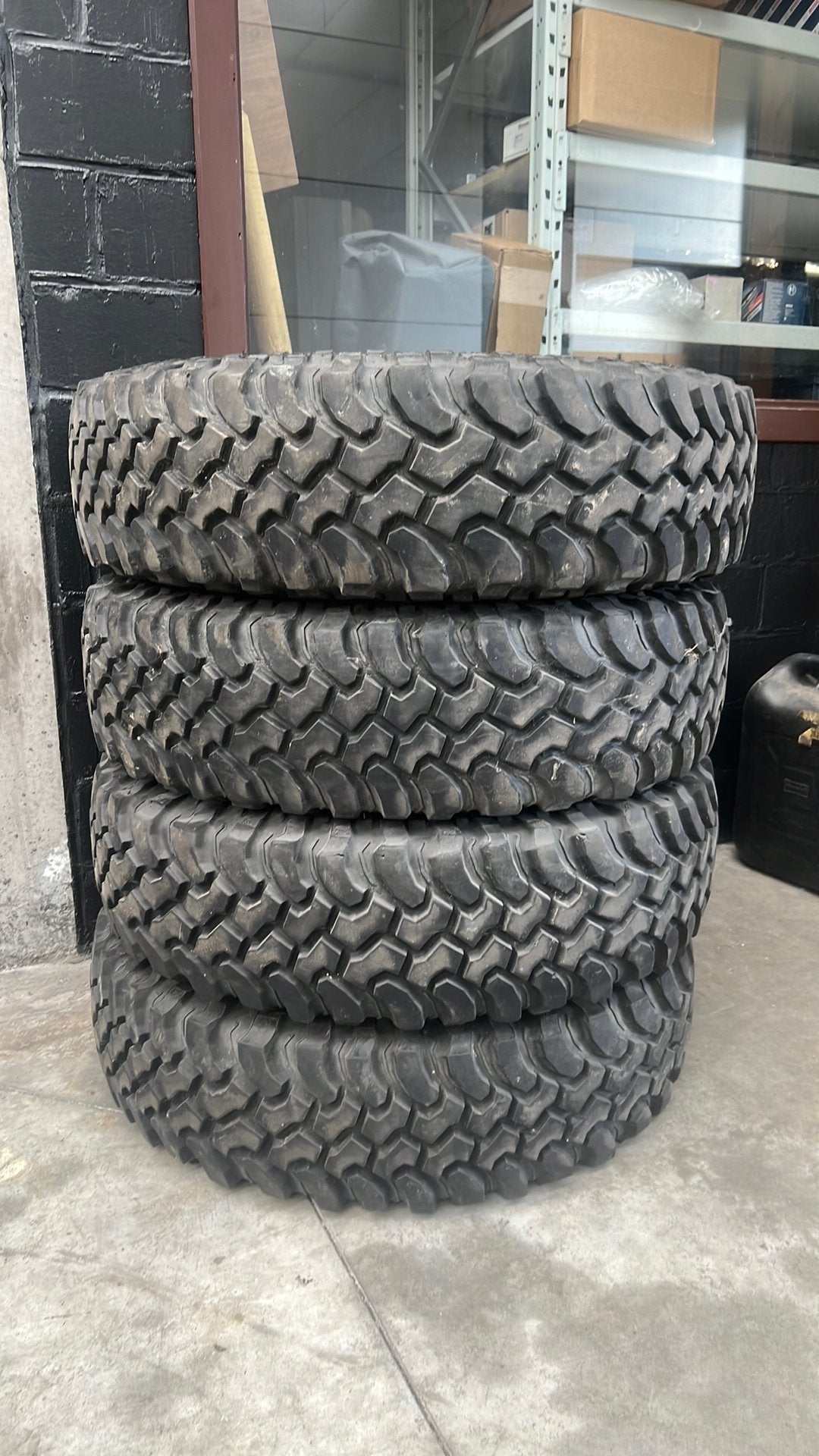 Bf Goodrich Mud-Terrain 255/85r16, Ophalen