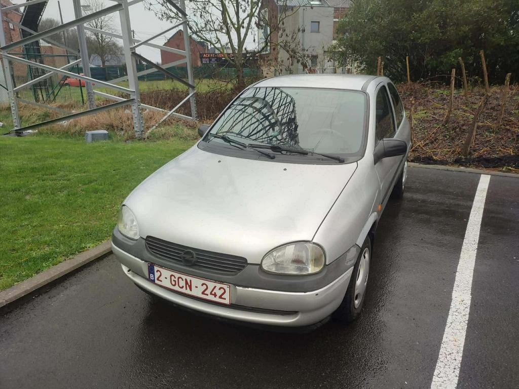 141 km  Opel Corsa  CT ok 10/2026 1.2i benzine 48kw, Auto's, Opel, Particulier, Corsa, Elektrische ramen, Benzine, Stadsauto, 3 deurs