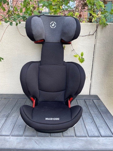 kinderautostoel RodiFix AirProtect (15-36 kg), Ophalen, Verstelbare rugleuning, 15 t/m 36 kg, Zo goed als nieuw