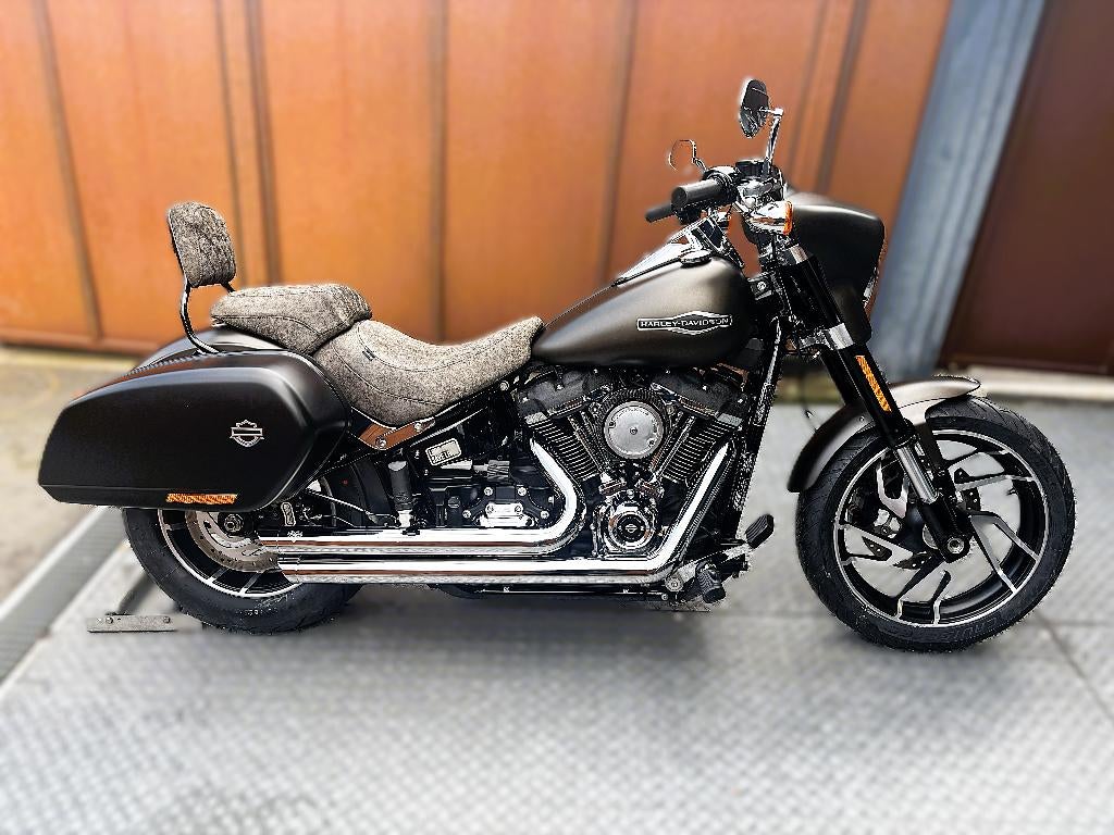 Sportglide 1745 cm³ abs 2020 garantie 1,2,3 jaar jhb, Motoren, 2 cilinders, 1745 cc, Nieuw, Bedrijf