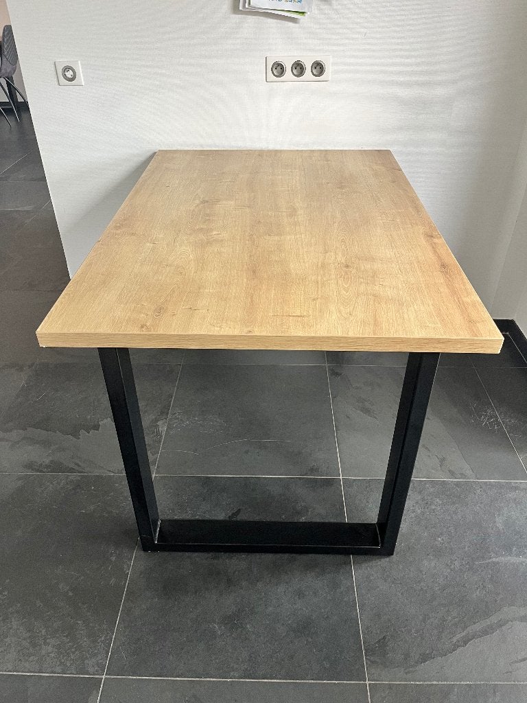 Table de style champêtre, Teck, 100 à 150 cm, Quatre personnes, Comme neuf