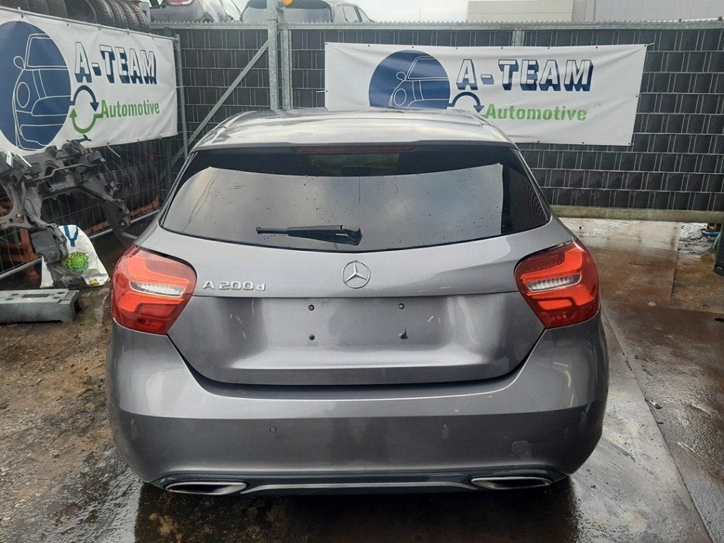 PARE-CHOCS ARRIÈRE Mercedes-Benz A (W176) (01-2012/05-2018), Autos : Pièces & Accessoires, Pare-chocs, Mercedes-Benz, Utilisé