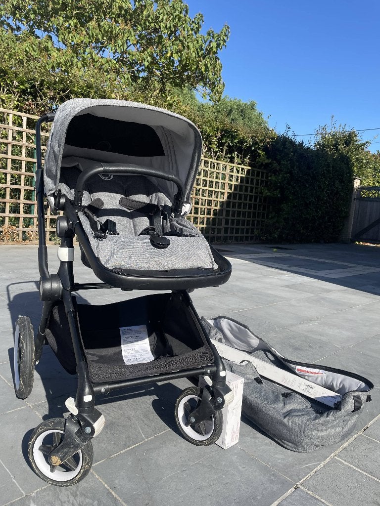 Poussette Bugaboo Lynx avec accessoires, Enfants & Bébés, Poussette combi, Bugaboo, Comme neuf, Tige de poussée réglable