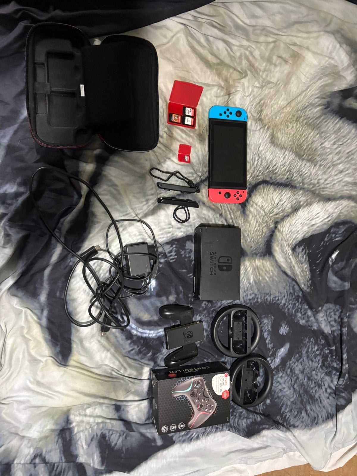 Nintendo switch (+ sd kaart, games, pro controller, case), Games en Spelcomputers, Ophalen, Zo goed als nieuw, Met games