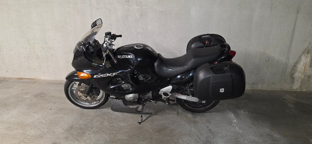 Suzuki GSXF-750 1999 (motor schade), Motoren, 750 cc, Sportuitlaat, 4 cilinders, Motorrijbewijs A