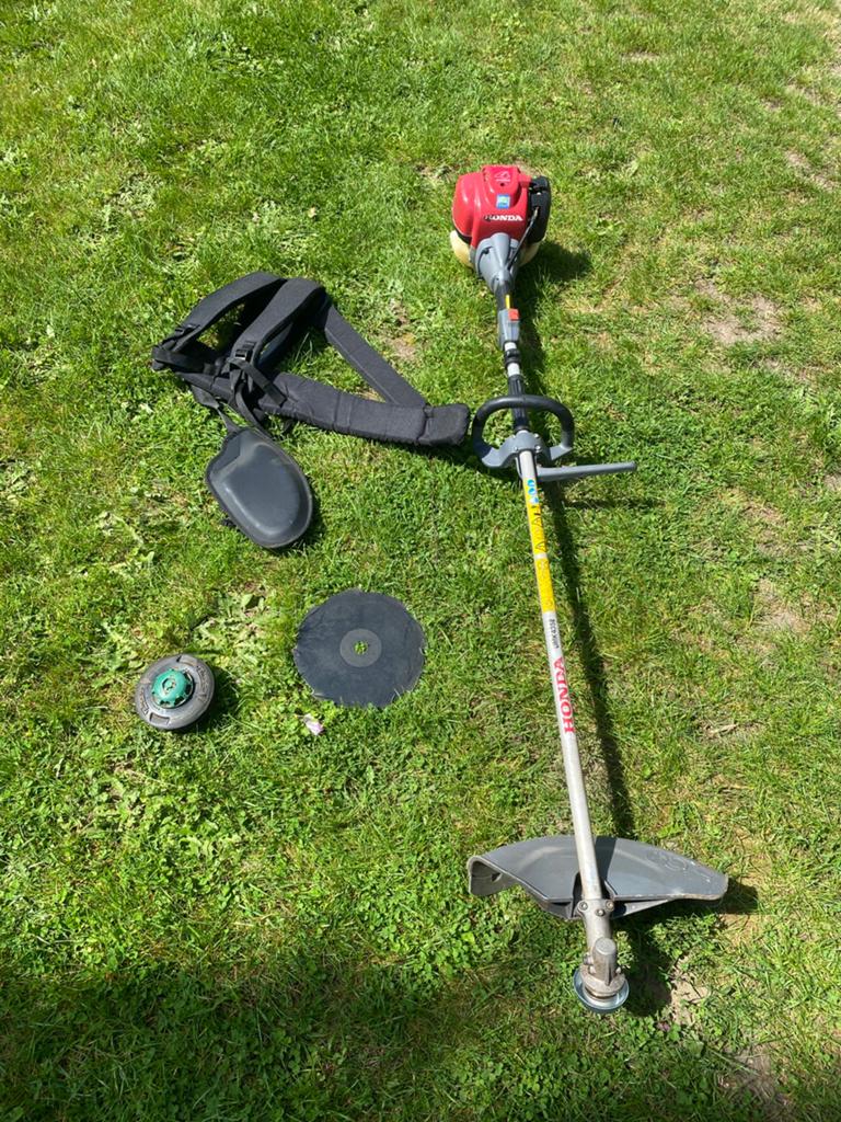 Honda stroke 4 bosmaaier, Tuin en Terras, Ophalen, Zo goed als nieuw, 10 tot 30 cm, Benzine
