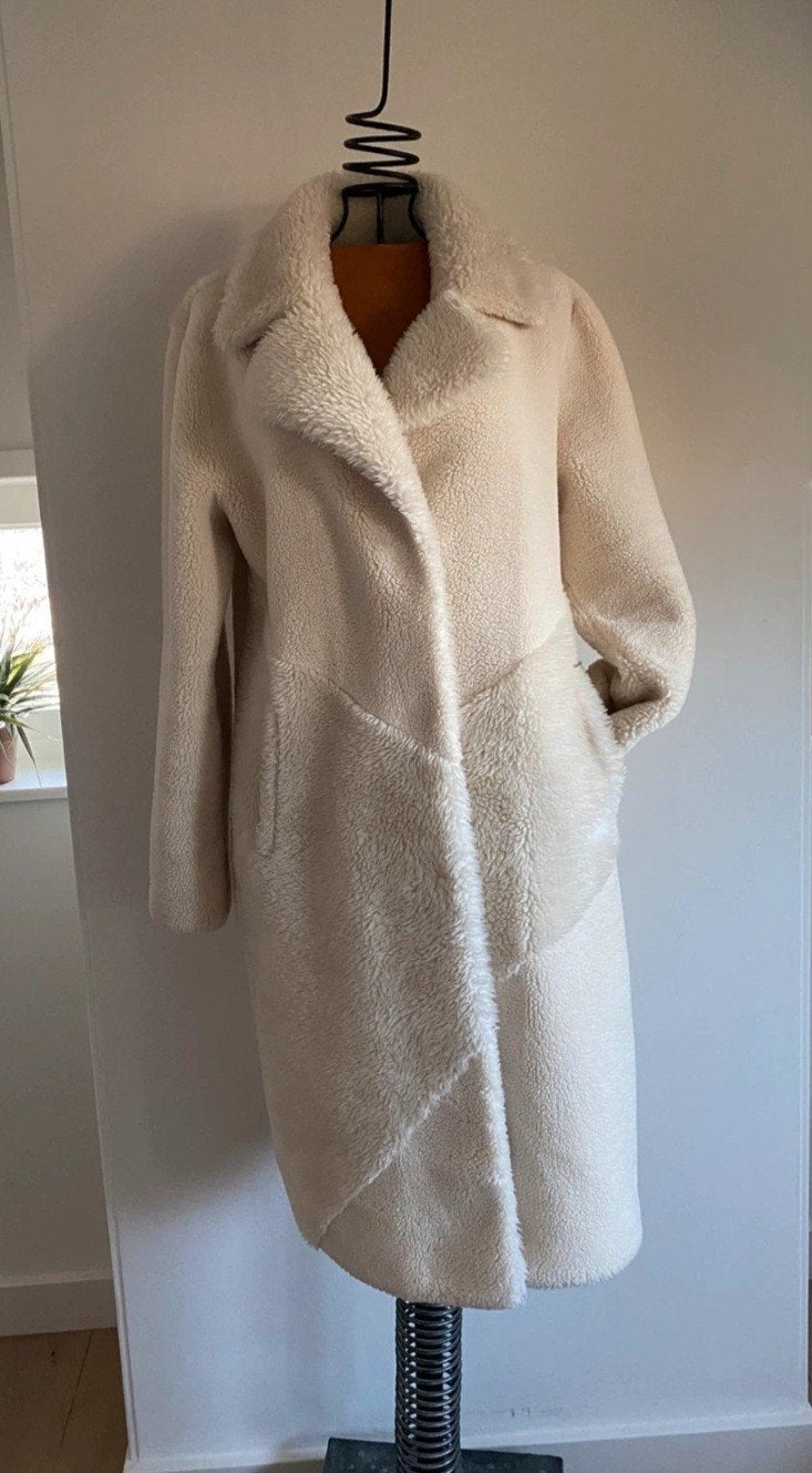 Prachtige Mantel District, Kleding | Dames, District, Ophalen of Verzenden, Zo goed als nieuw