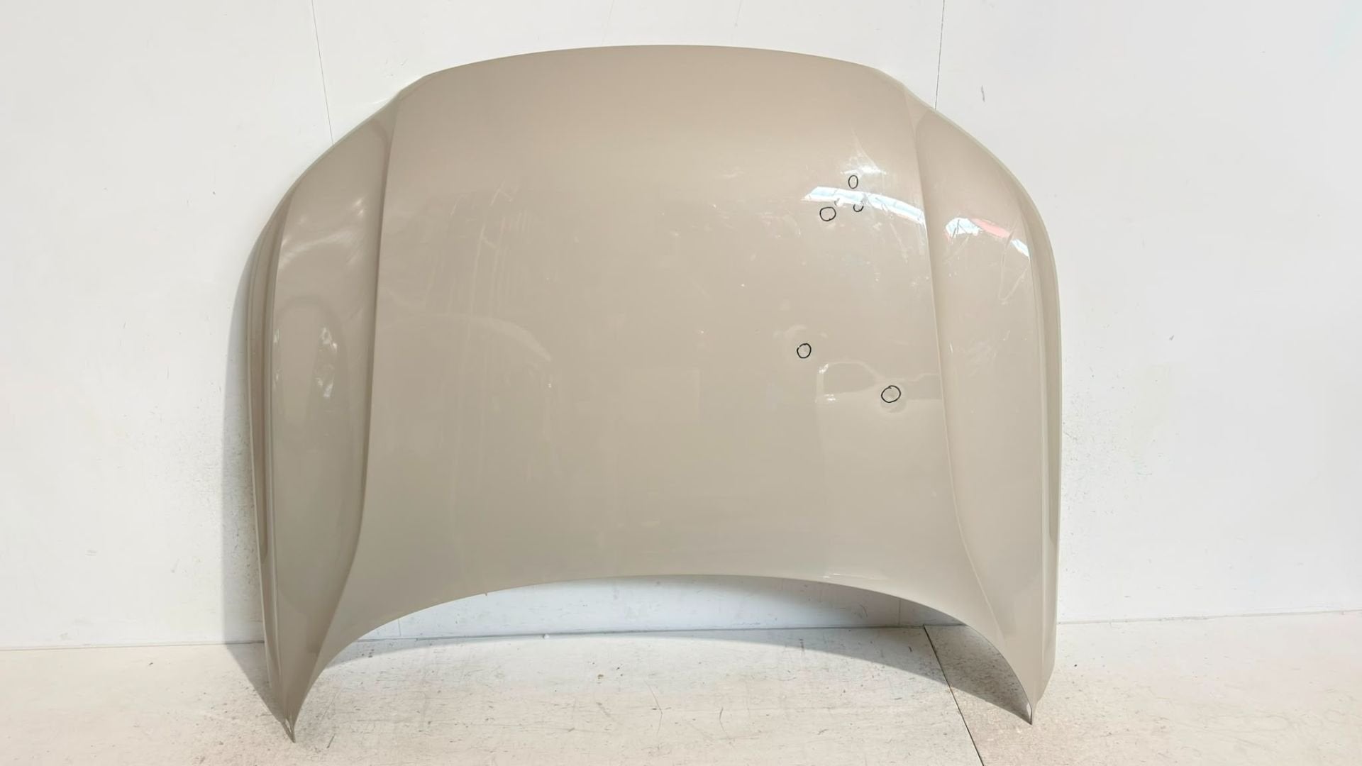 Capot de Volvo XC40, Gunnar Engellaus vag 8
405 31  Gothenburg, SE, Info@volvocars.com, Volvo Car Corporation, Capot moteur