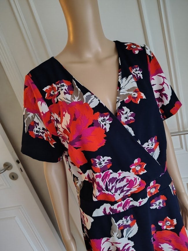 leuke jurk van lola & liza, Kleding | Dames, Maat 42/44 (L), Nieuw, Onder de knie, Verzenden