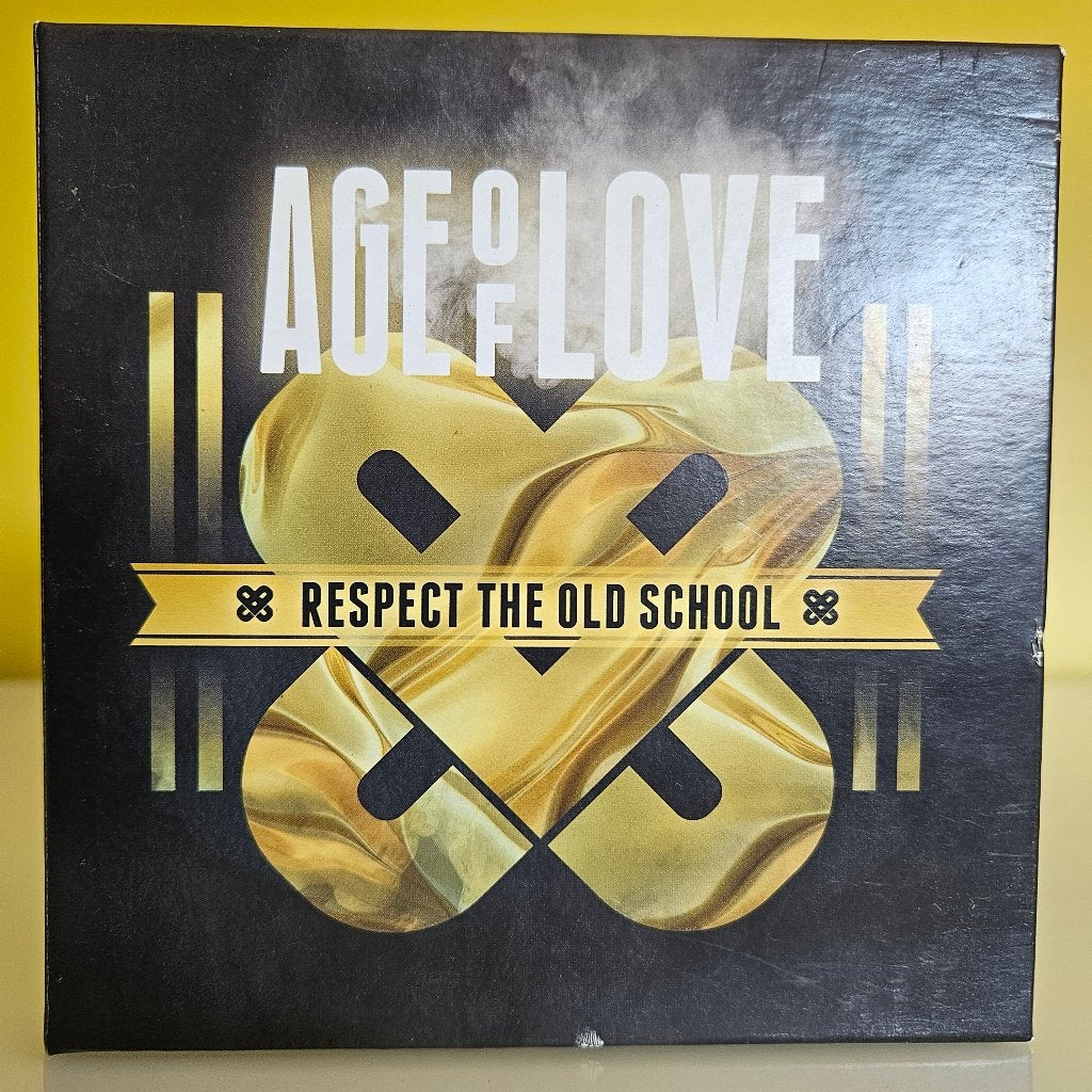 Age of love - respect the old school CD box, CD & DVD, Comprend un boîtier, Trance, Enlèvement ou Envoi, Comme neuf