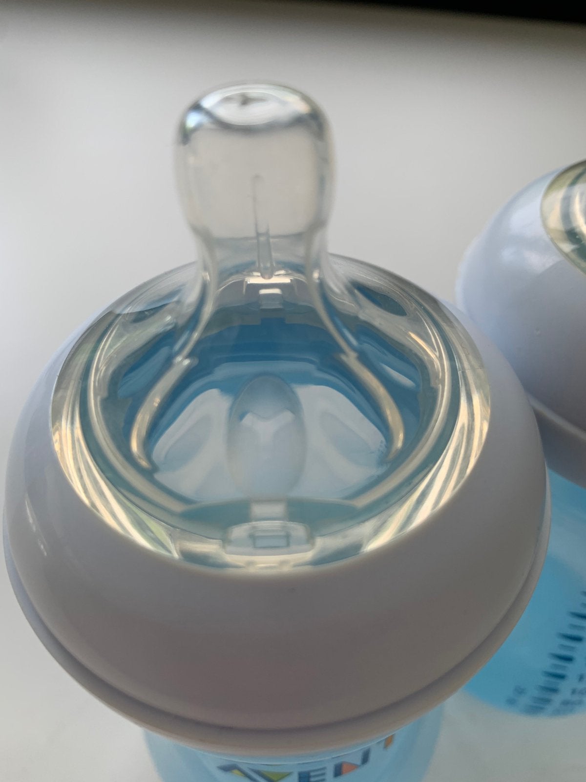 4 philips avent flessen 260ml + nieuwe speen +Dop, Ophalen