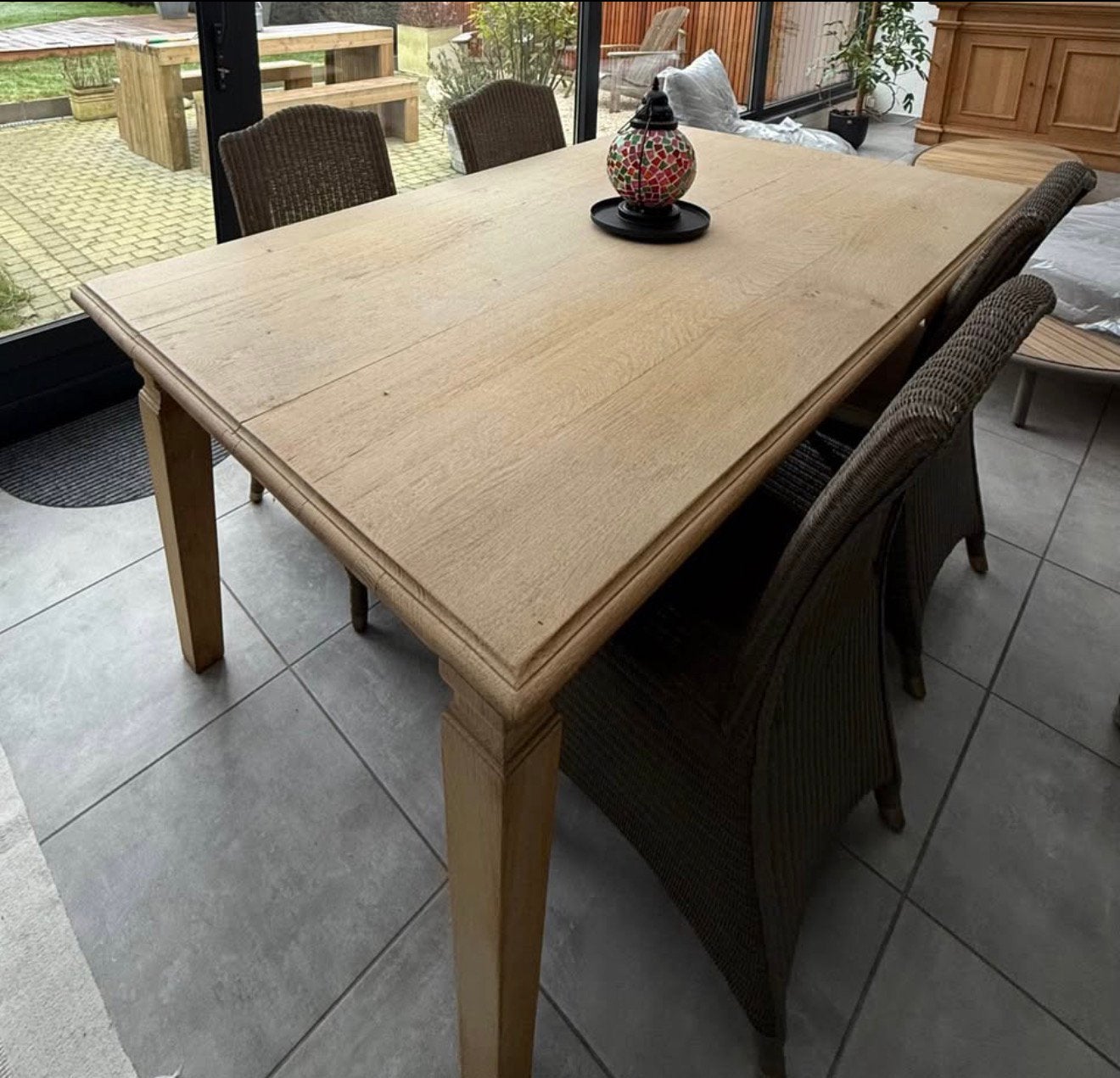 Salle à manger fluide (table, meuble de bar, chaises), Enlèvement, Comme neuf
