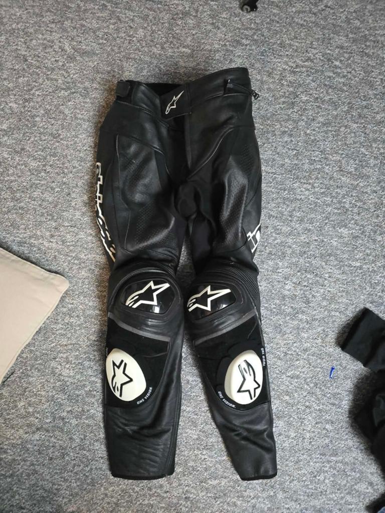 Alpinestars track v2 motorbroek maat 48, Motoren, Kleding | Motorkleding, Ophalen