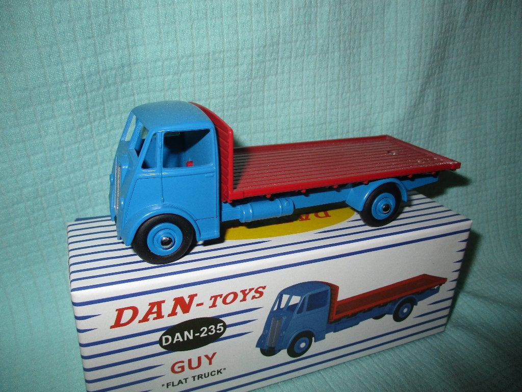 Dinky Dan-toys 235, Hobby & Loisirs créatifs, Enlèvement ou Envoi, Neuf, Bus ou Camion, Dinky Toys