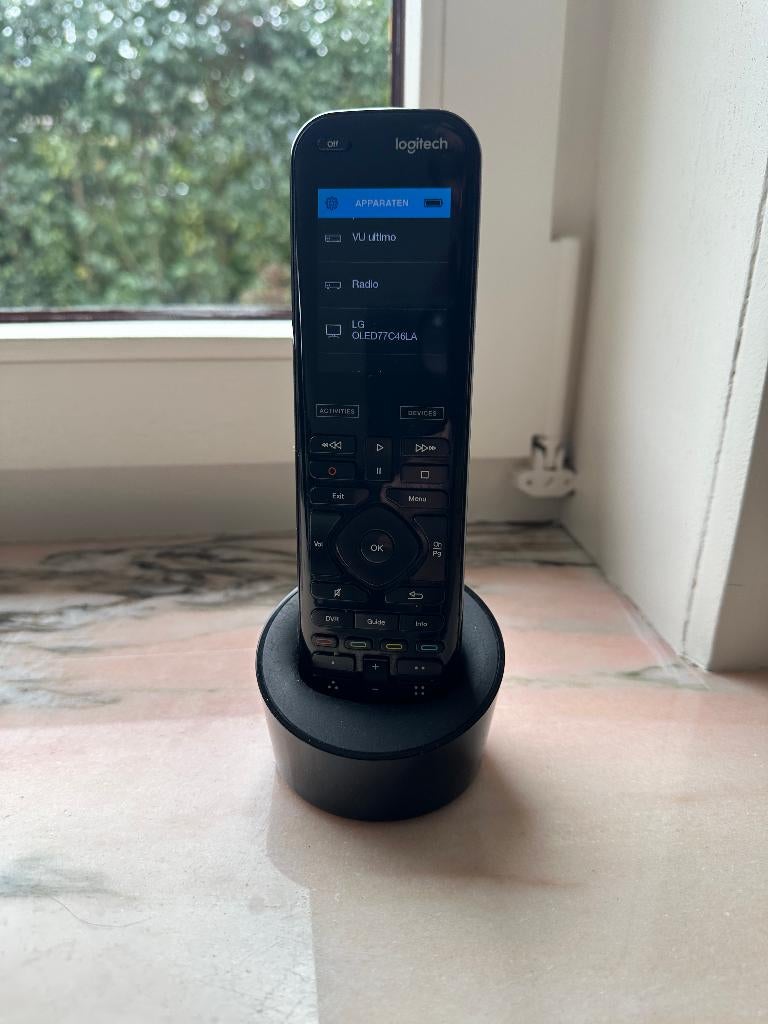 logitech harmony 950, Récepteur ou Amplificateur, Originale, Utilisé, Avec écran