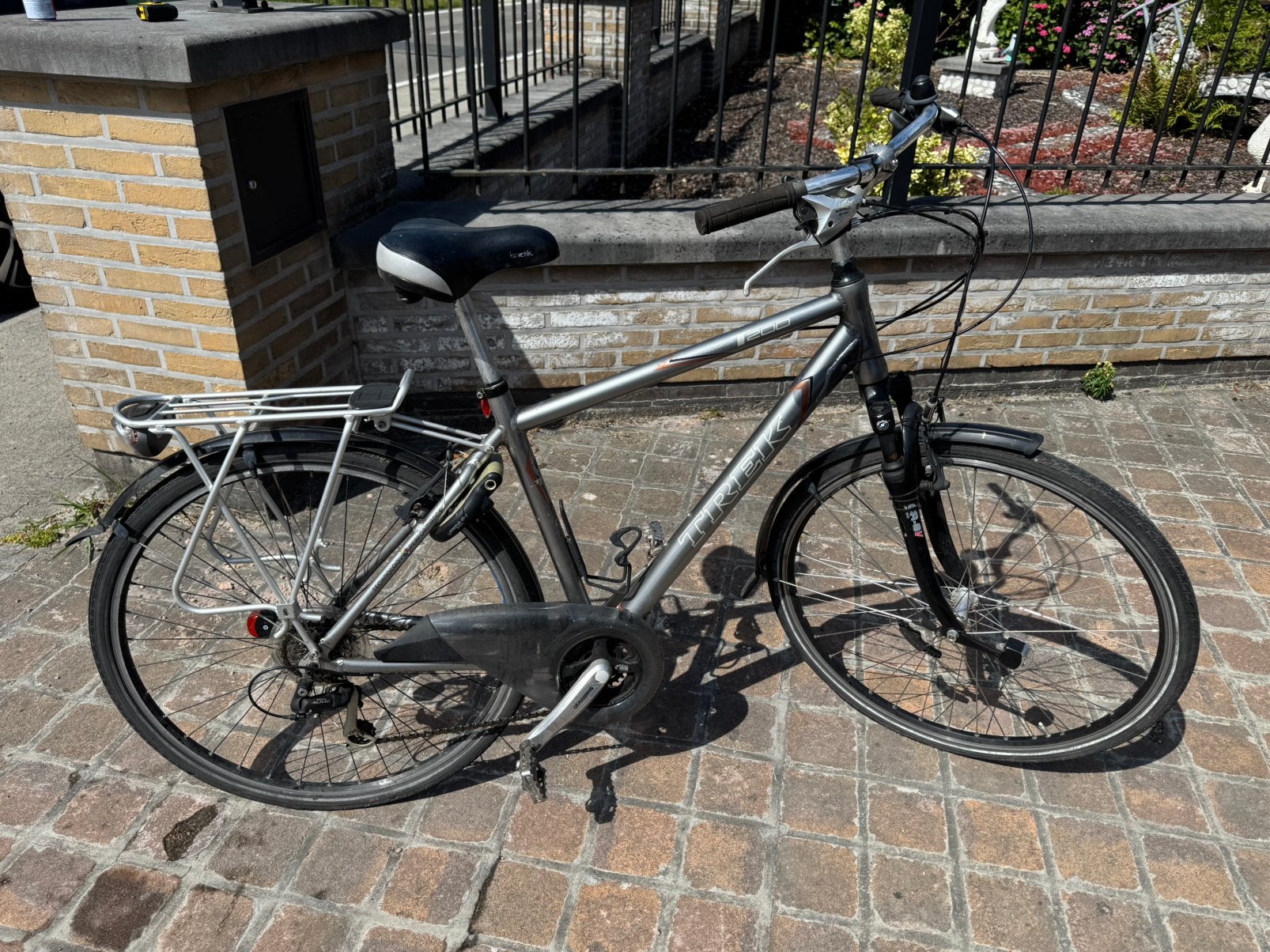 Trek T200, 28 inch, Gebruikt, Vering, Velgrem