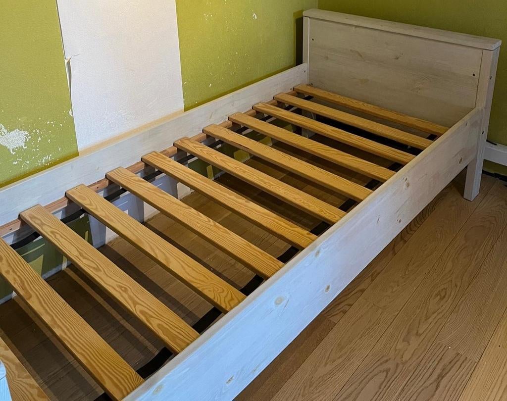 Eenpersoonsbed te koop, Ophalen