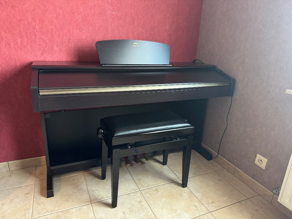 Yamaha Arius YDP-181, Musique & Instruments, Comme neuf, Enlèvement, Piano, Digital