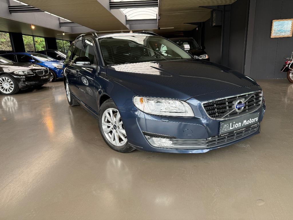 Volvo V70 2.0 D4 Geartronic* 133 KW*LEDER*VERWRM*NAVI*EURO 6, Auto's, 1800 kg, 4 cilinders, 1969 cc, Blauw