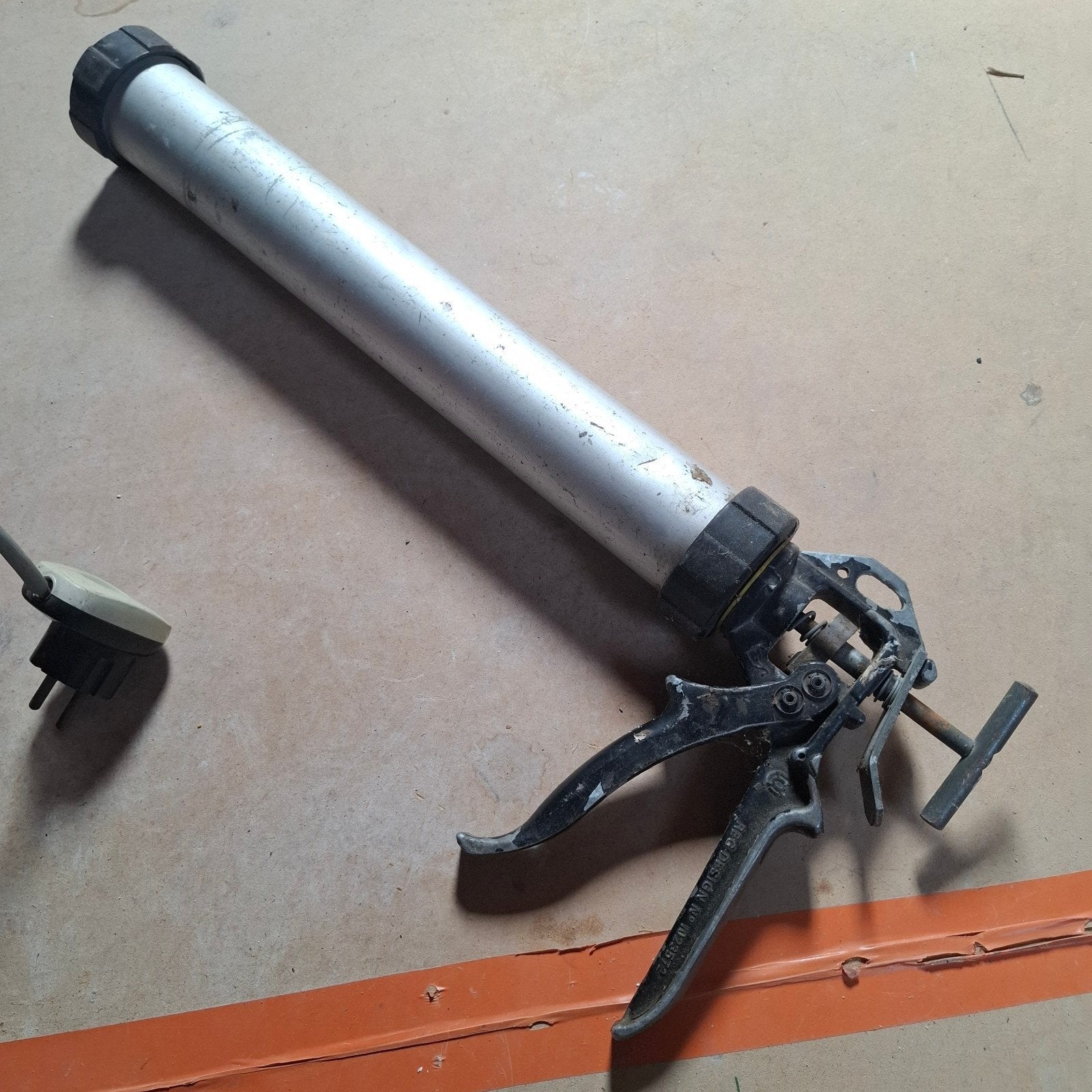 Pistolet à cartouche, Ophalen