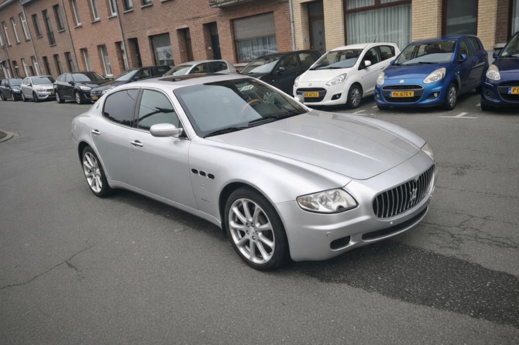 Maserati Quattroporte, Autos, Maserati, Electronic Stability Program (ESP), Achat, 4200 cm³, Noir