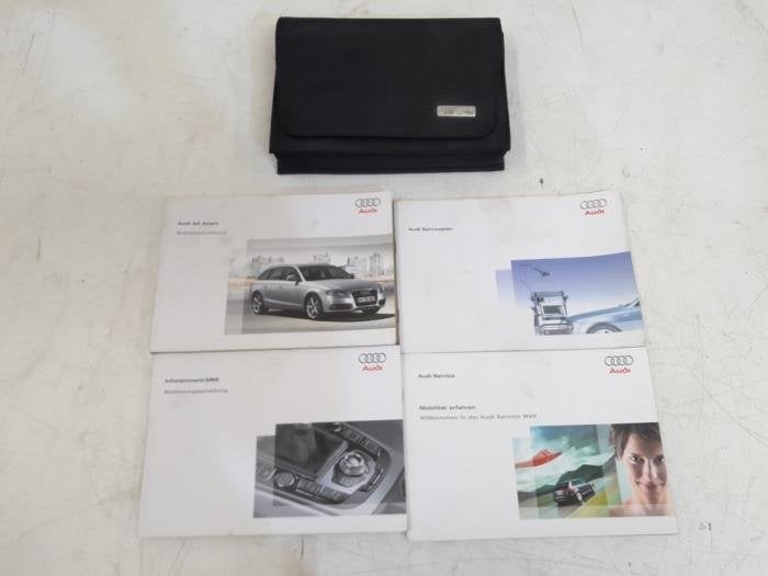 Livret d'instructions d'un Audi A4, -, 3 mois de garantie, Audi, Utilisé