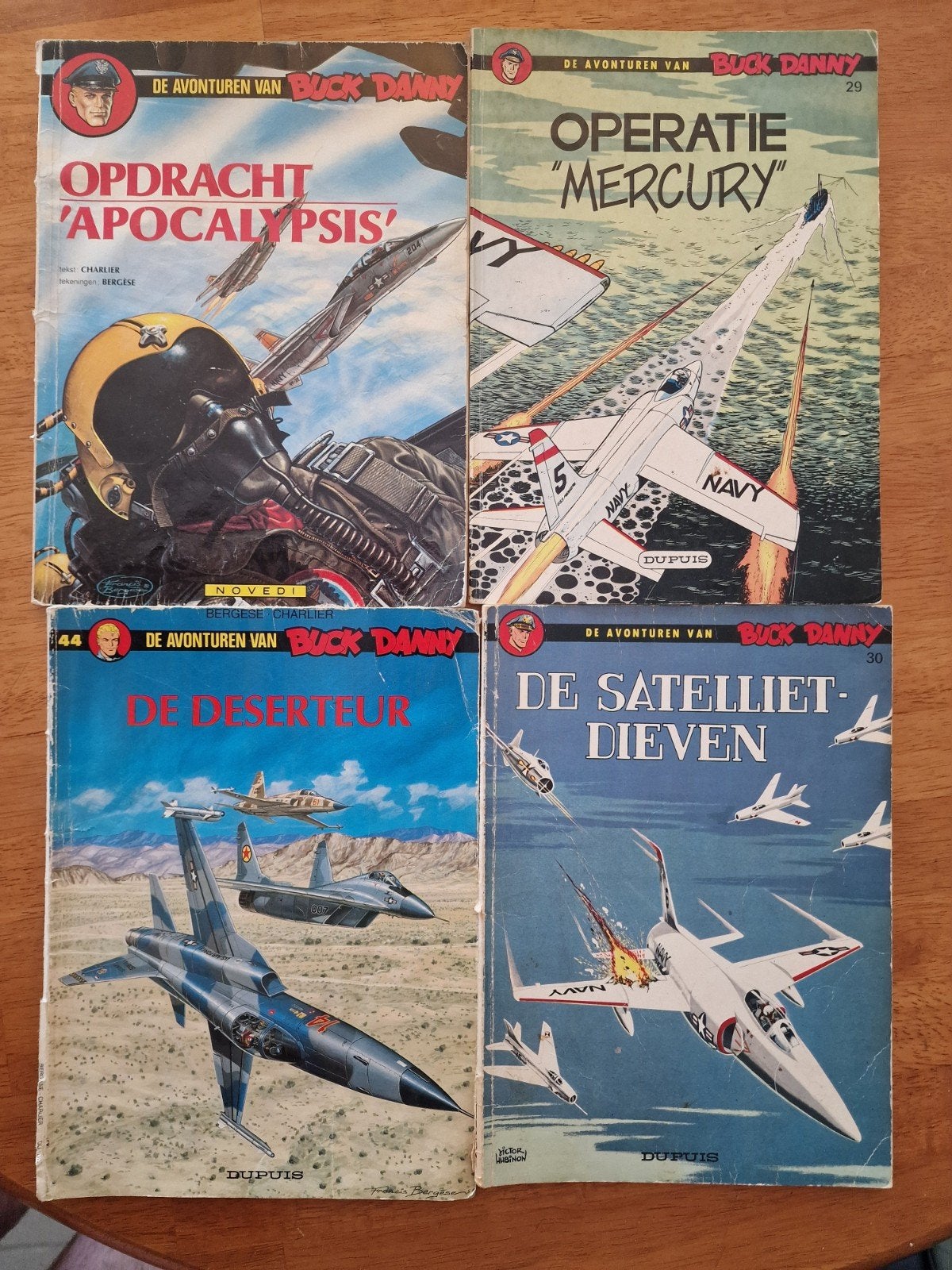 4 strips Buck Danny, Boeken, Meerdere stripboeken, Ophalen of Verzenden, Gelezen