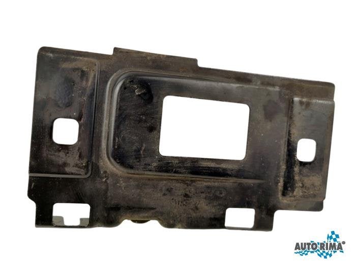 Support pare-chocs avant gauche d'un Volvo V70, -, 3 mois de garantie, -, -