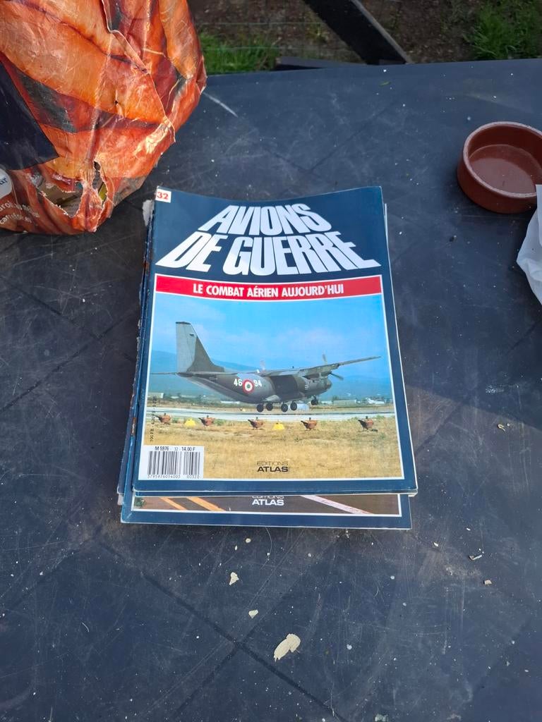 Collection de livre  avion de guerre, Livres