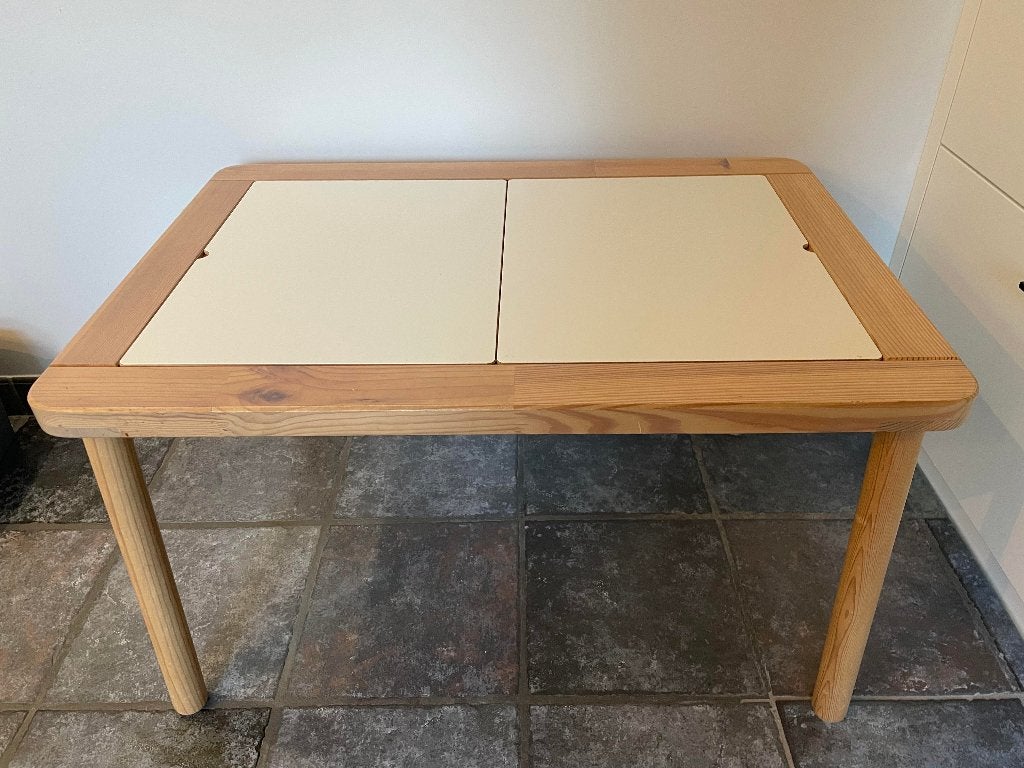 flitsat tafel met 2 bakken en 2 krukjes ikea, Ophalen