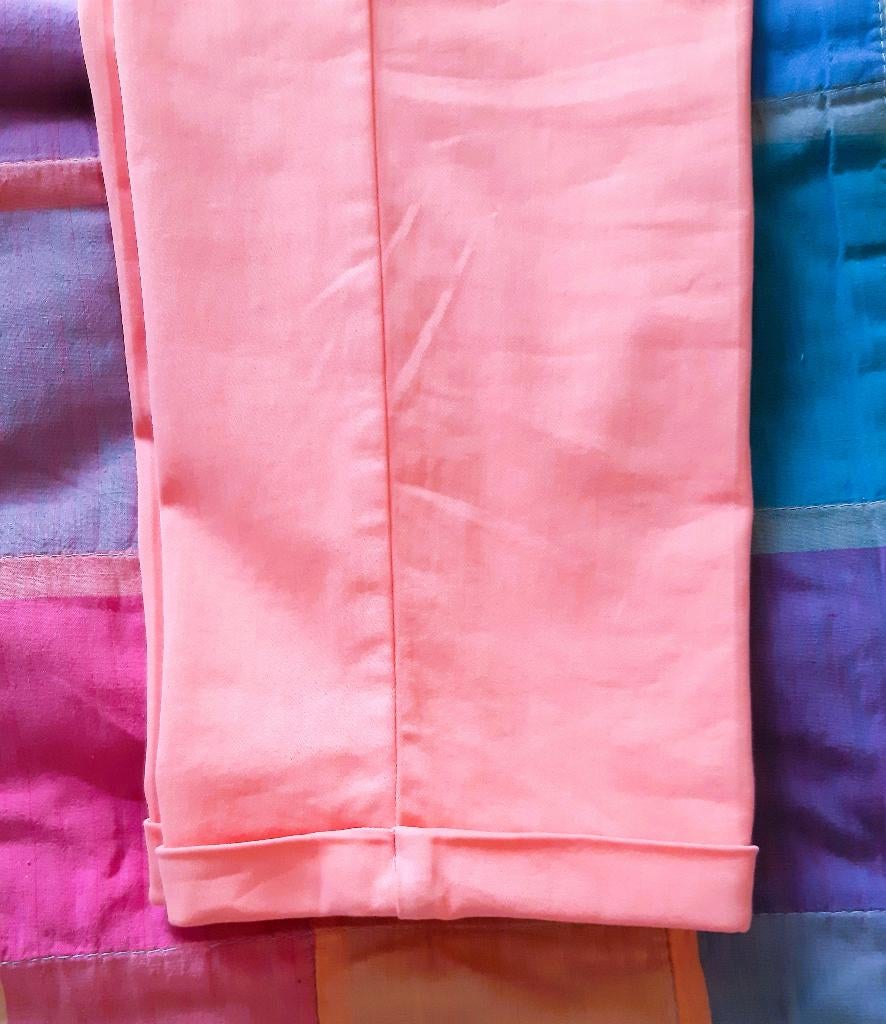 Te koop: Nieuw!! Roze jeansbroek van "Gigue"42., Kleding | Dames, Overige kleuren, Nieuw, W33 - W36 (confectie 42/44), Ophalen