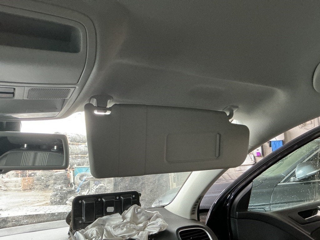 ZONNEKLEP Volkswagen Golf VI (5K1) (|1K0857552K|), Gebruikt, Volkswagen, Volkswagen AG, Kundenbetreuung@volkswagen.de