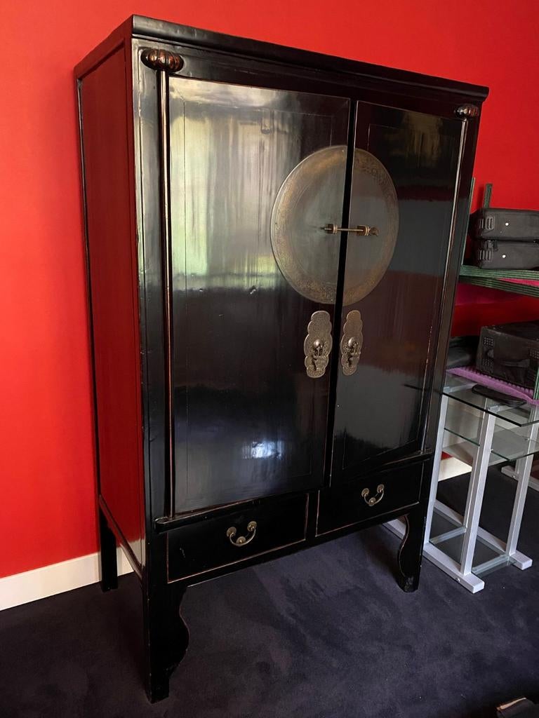 Meuble Chinois, Ophalen