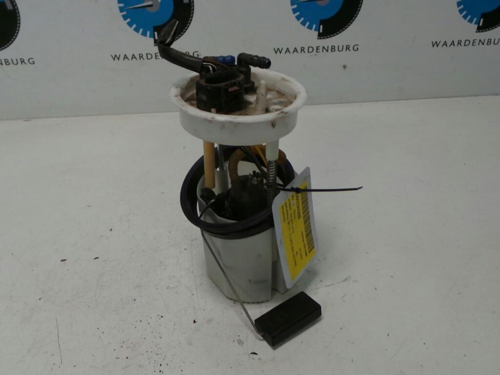 VOLKSWAGEN POLO BRANDSTOF POMP VOOR DE INJECTOR 2009, Ophalen of Verzenden, Gebruikt, Stiba lid