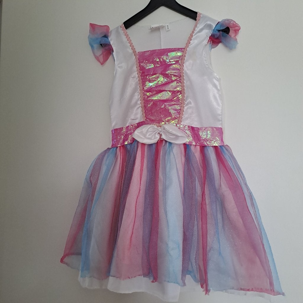 mooie jurk voor kleine prinsessen, maat 122, Kinderen en Baby's, Kinderkleding | Maat 122, Zo goed als nieuw, Meisje, Jurk of Rok