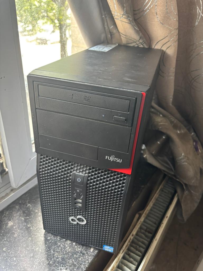 Pc de bureau, Computers en Software, Desktop Pc's, Ophalen of Verzenden, Zo goed als nieuw