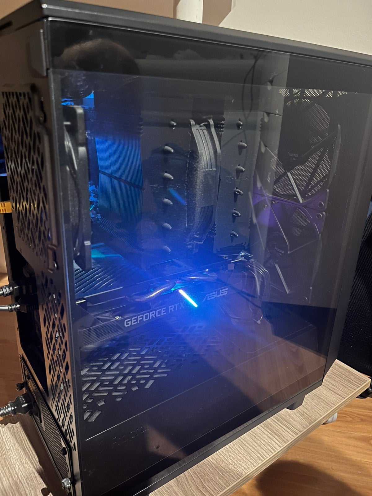 Gaming PC met toetsenbord en muis, Ophalen, 8 GB, Zo goed als nieuw, Gaming