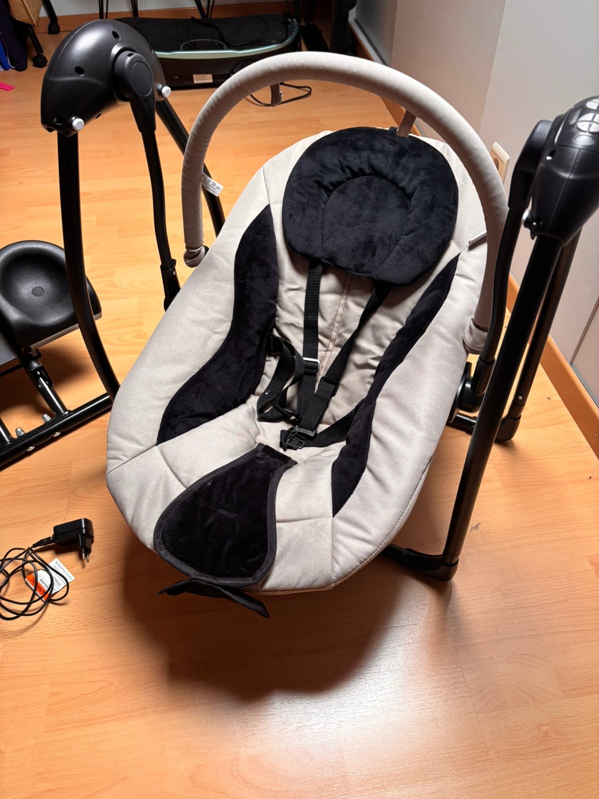 Relax baby, Kinderen en Baby's, Wipstoeltjes, Schommelstoel, Nieuw, Met gordel(s) of riempje(s), Ophalen