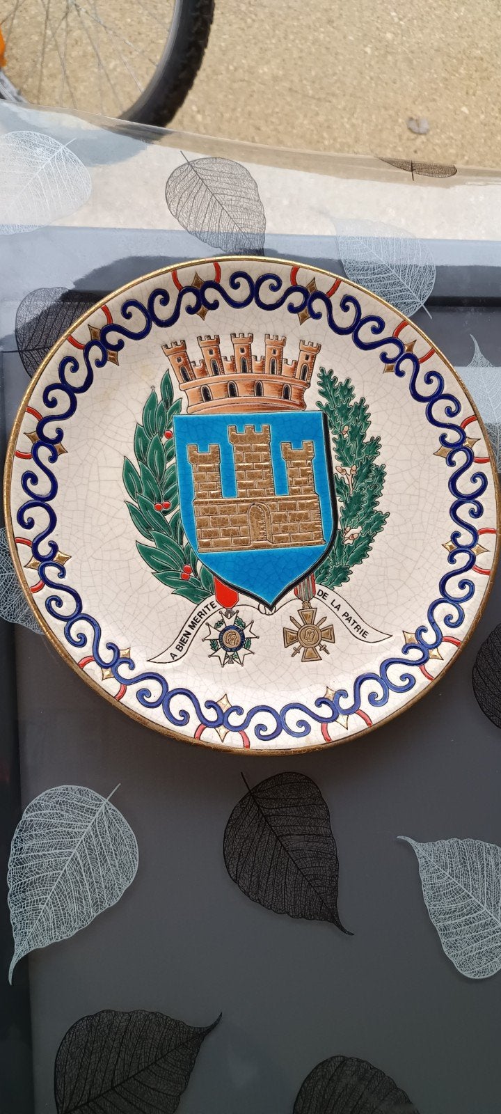 Assiette émaux Longwy, Antiquités & Art, Enlèvement ou Envoi