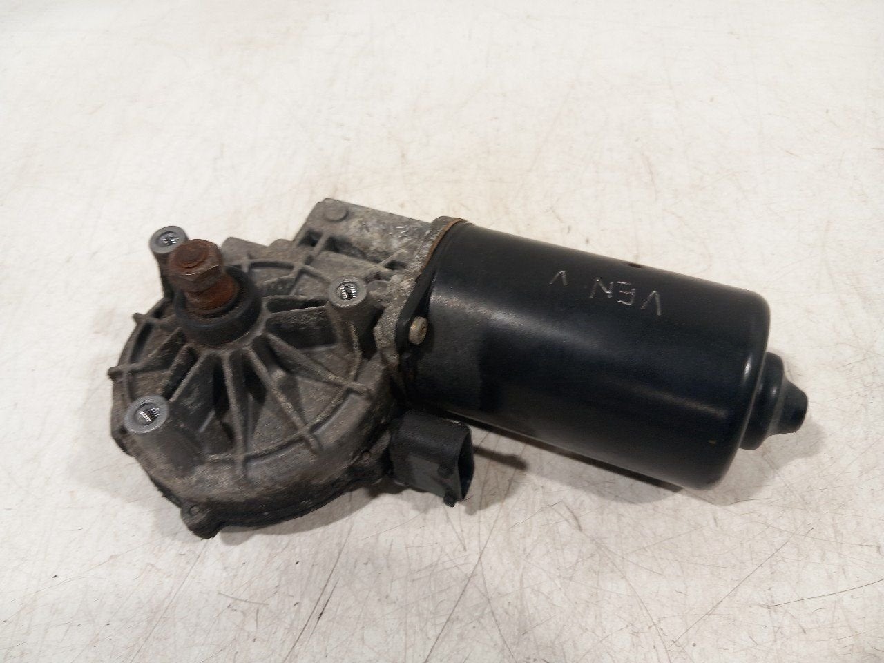 Ruitenwissermotor voor Land Rover Range Rover, Onderdelen@venauto.nl, Van der Ven Autorecycling B.V., Land Rover, Ettenseweg 76, 4706 PB Roosendaal, The Netherlands