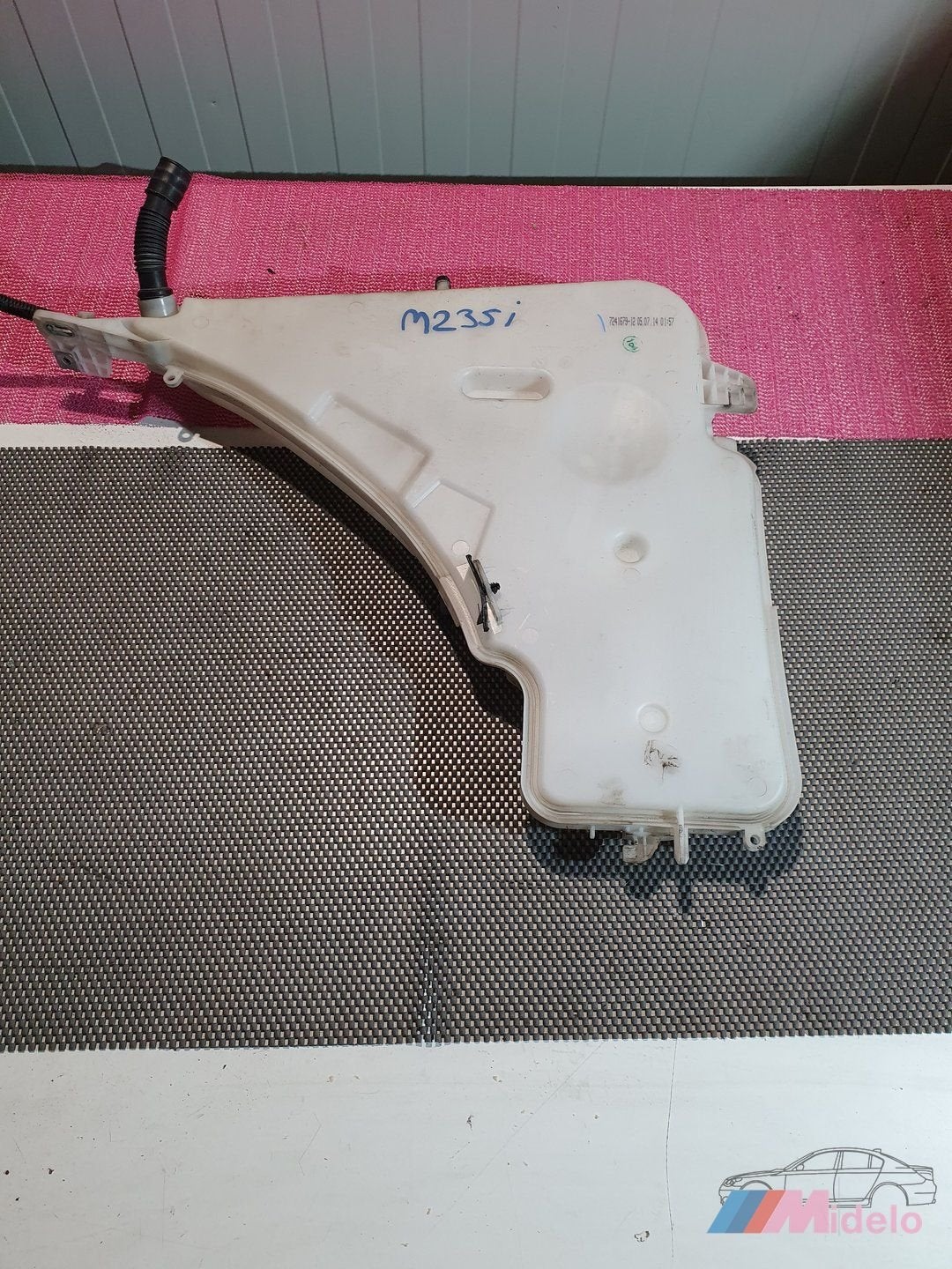 BMW F22 F23 ruitensproeiertank artikel nr 7241679, -, Origine de la pièce connue, Utilisé, -