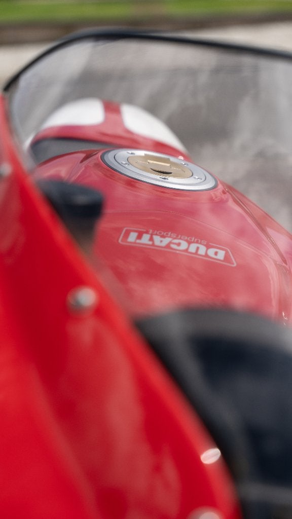 Ducati 750SSIE 2003, Motoren, Motoren | Ducati, 2 cilinders, Sportuitlaat, Occasion, Motorrijbewijs A